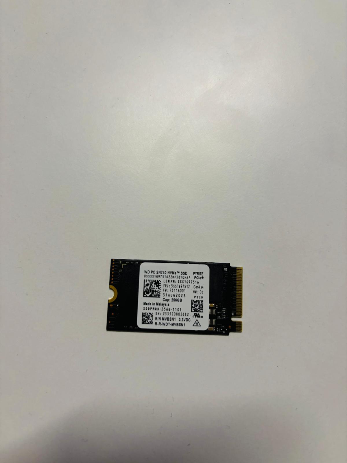 WD 256GB SN740 SDDQNQD-256G 4000-2000MB/s M2 2242 NVME GEN4 Disk Kutusuz