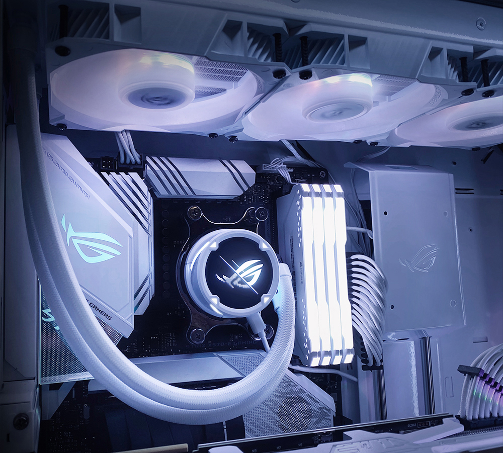 ASUS 240mm ROG STRIX LC II 240 ARGB AM4-1700p Sıvı Soğutmalı İşlemci Fanı Beyaz / 90RC00E2-M0UAY4