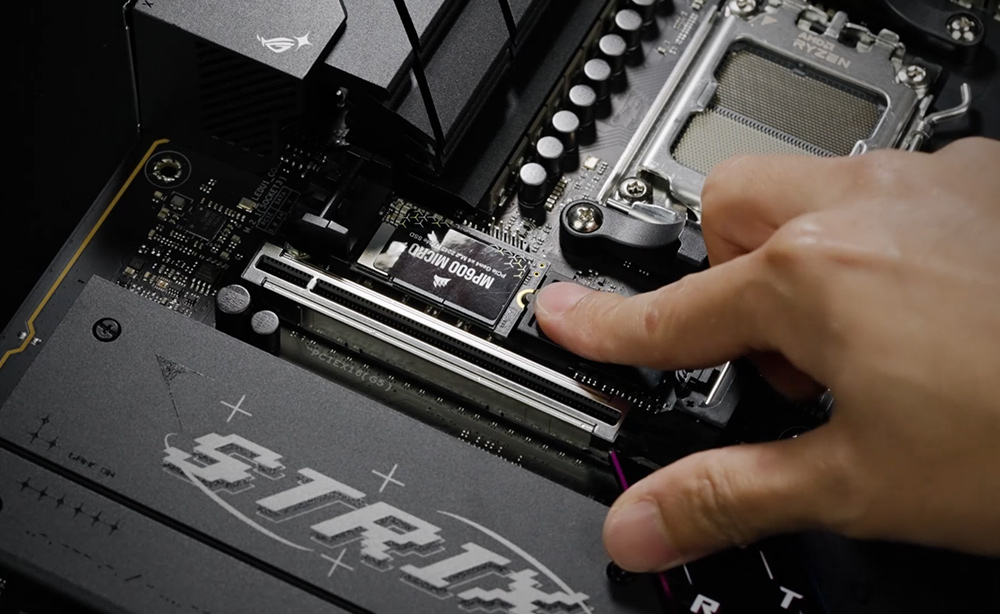 ASUS ROG STRIX B850-F GAMING WIFI-7 DDR5 HDMI DP PCIE 5.0 AM5 ATX