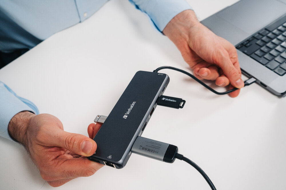 VERBATIM CMH-05 USB-C Pro 5 Port Çok Bağlantı Noktalı Dock