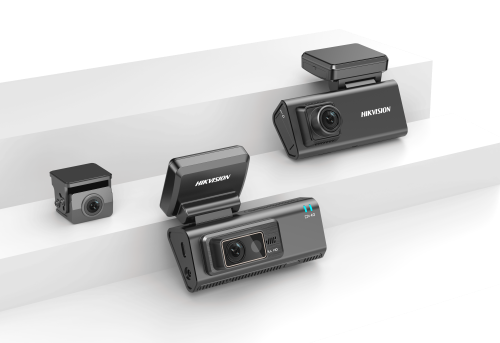 HIKVISION AE-DC2032-V300 HD Üç Kameralı 4G Araç İçi Kamerası Sim Kart Desteği