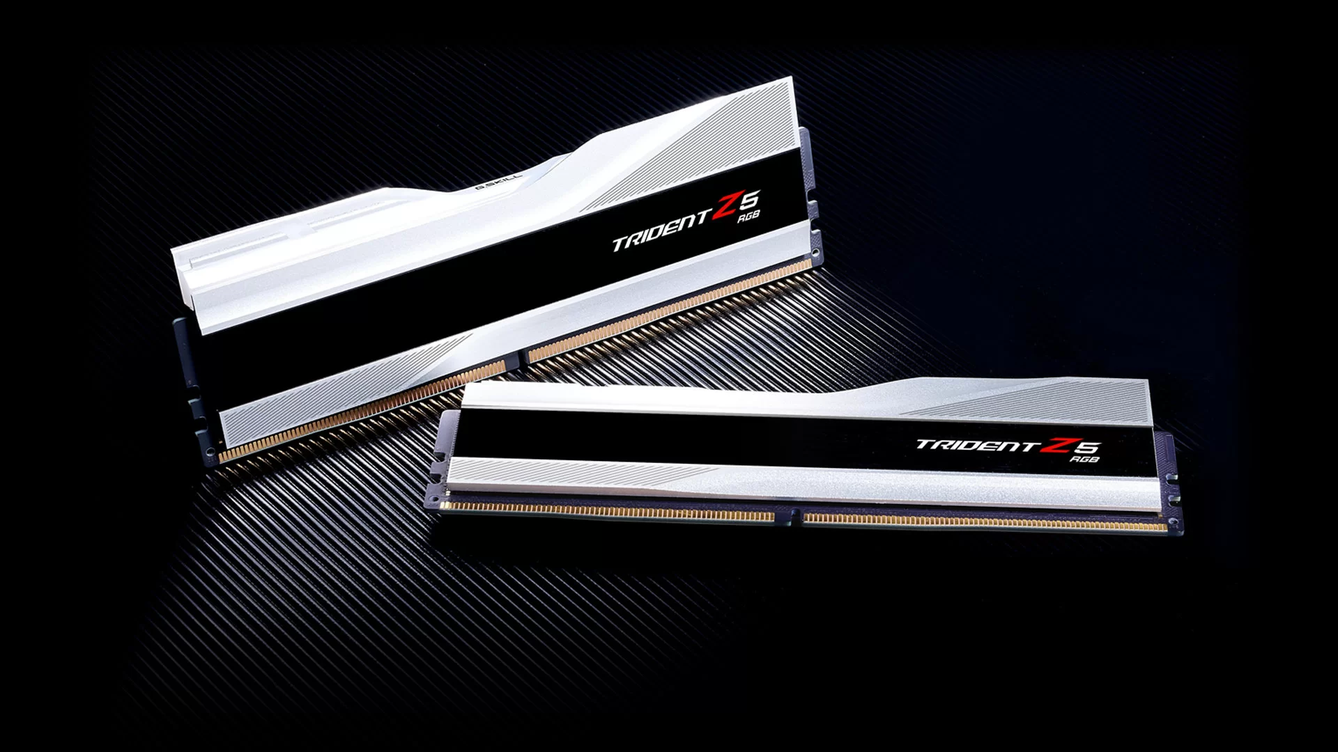 GSKILL 32GB (2X 16GB) DDR5 6000MHZ CL36 DUAL KIT RGB PC RAM TRIDENT Z5 F5-6000J3636F16GX2-TZ5RW BEYAZ