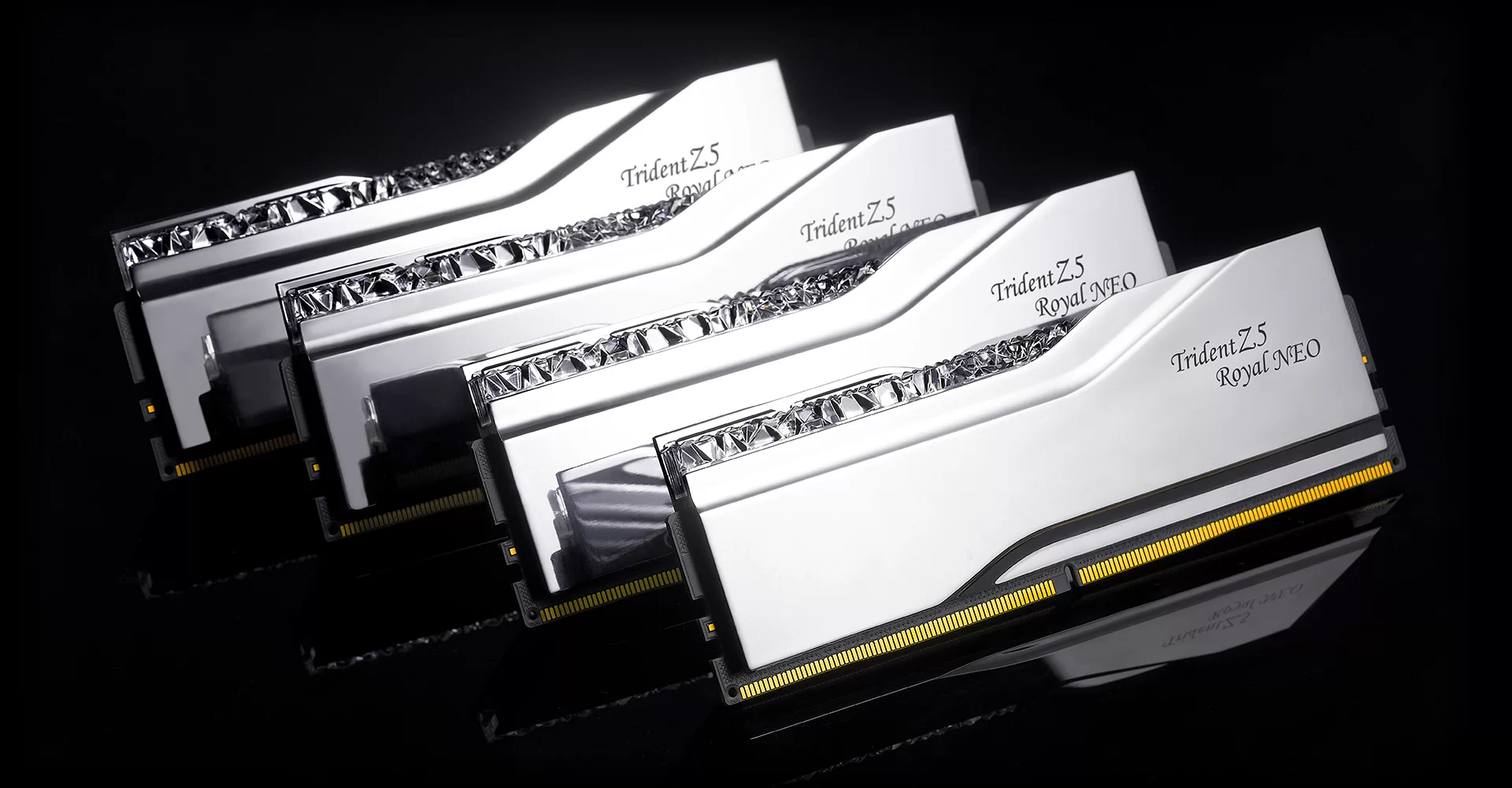 GSKILL 32GB (2X 16GB) DDR5 6000MHZ CL26 DUAL KIT PC RAM TRIDENT Z5 ROYAL NEO SILVER F5-6000J2636H16GX2-TR5NS