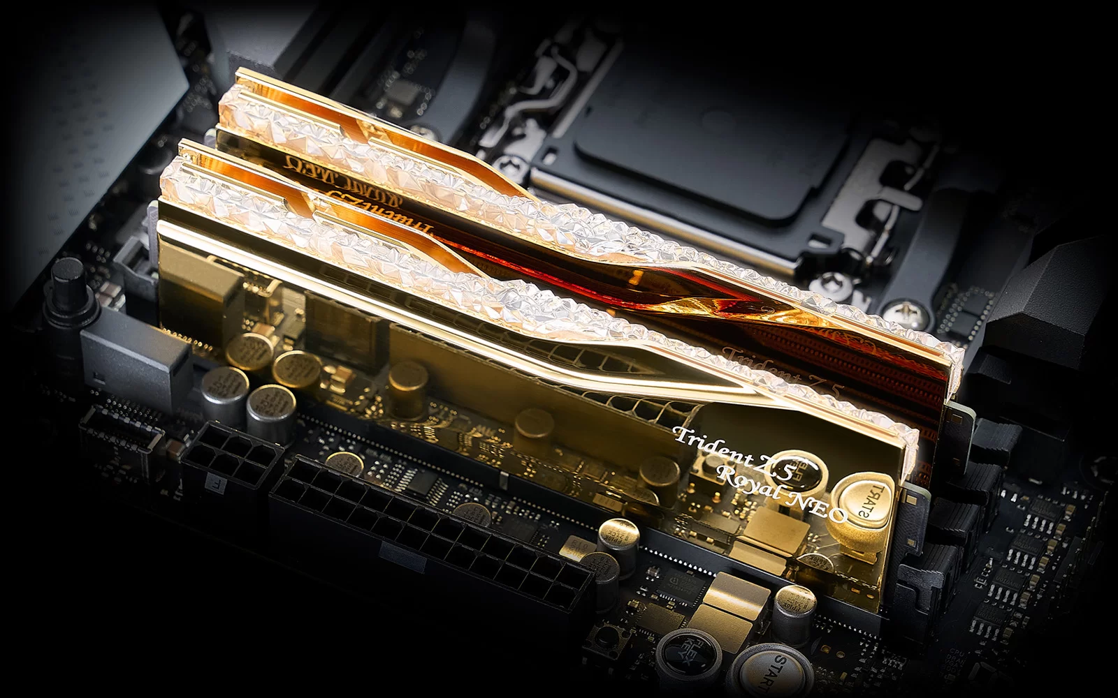 GSKILL 32GB (2X 16GB) DDR5 6000MHZ CL26 DUAL KIT PC RAM TRIDENT Z5 ROYAL NEO SILVER F5-6000J2636H16GX2-TR5NS